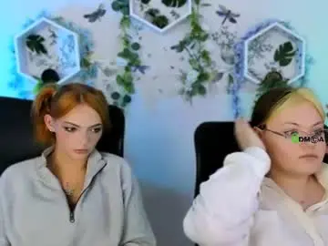 Nikol_kitt  live sex cam