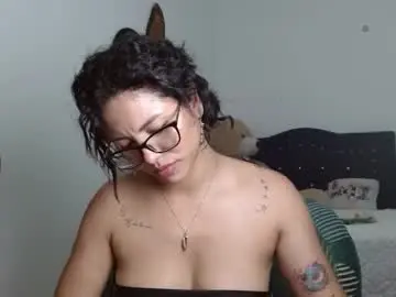 Sexy_lia_latina  live sex cam