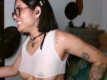 Sexy_lia_latina  live sex cam