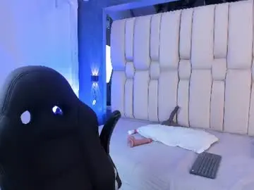 Tyla_demon  live sex cam