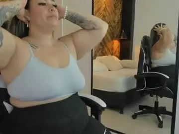 Urzuri_  live sex cam