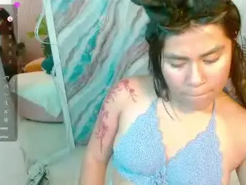 Aveline_tay  live sex cam