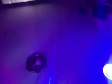 Chaoticluvbug777  live sex cam