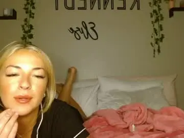 Daisyparkerxo  live sex cam