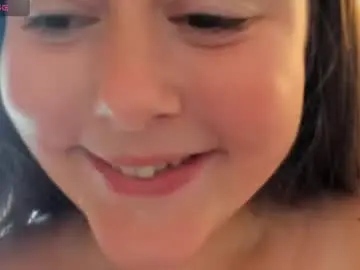 Emilia_keating  live sex cam