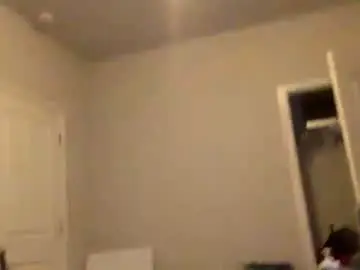 Goldenpuss95  live sex cam
