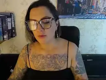 Kamelia_bms_  live sex cam