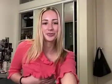 Laylaausx521862  live sex cam