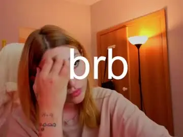 Lunatale  live sex cam