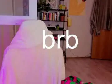 Lunatale  live sex cam
