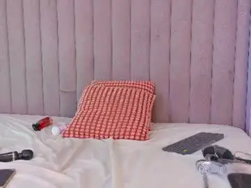 Meganlovee__  live sex cam