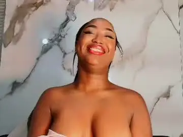 Paulinekosh  live sex cam