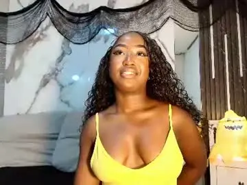 Paulinekosh  live sex cam