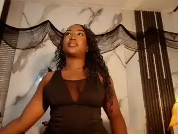 Paulinekosh  live sex cam