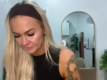 Rubimaree92  live sex cam