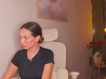 Stormi_light  live sex cam