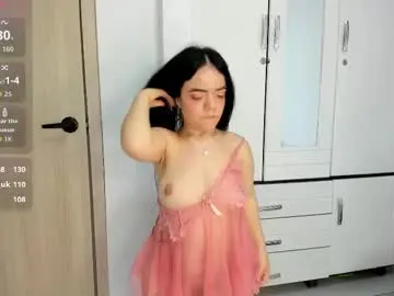 Valerialoren  live sex cam