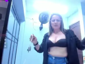 Agatha_pleasure  live sex cam