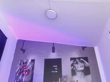 Aleesha_cameron02  live sex cam