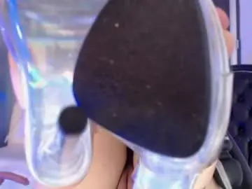 Aleesha_cameron02  live sex cam