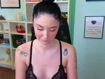 Cb_ivanna  live sex cam