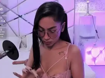 Gabbieskinny  live sex cam