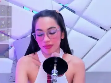 Gabbieskinny  live sex cam