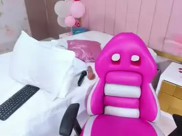 Kendall_curves  live sex cam