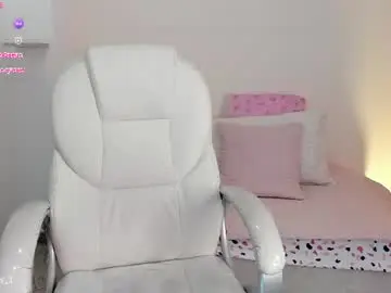 Luciana_fuster18  live sex cam
