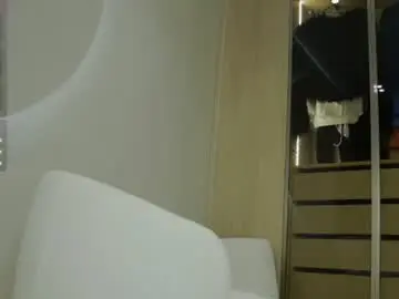 Maisondesire  live sex cam