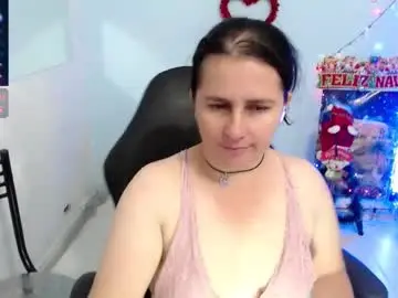 Selene_mom  live sex cam
