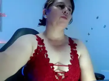 Selene_mom  live sex cam