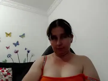 Selene_mom  live sex cam