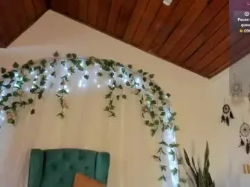 Tori_just  live sex cam