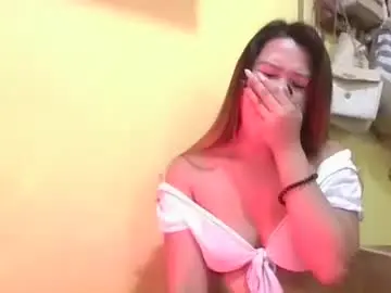 Ur_cristal  live sex cam