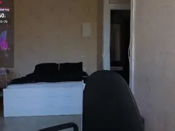 Vladacandy  live sex cam