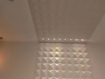 Camillesnow  live sex cam