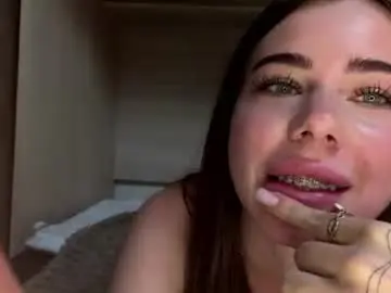 Fewqueen  live sex cam