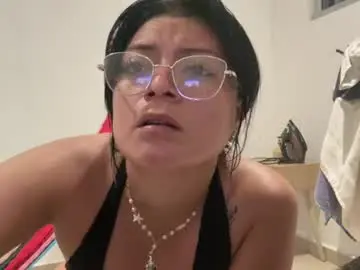 Gabs2109  live sex cam