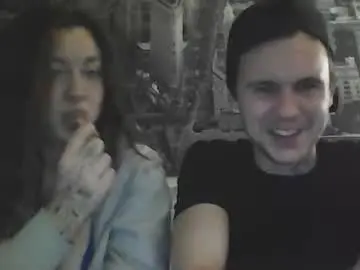 Hunnnydee  live sex cam