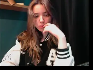 Ilovesusie  live sex cam