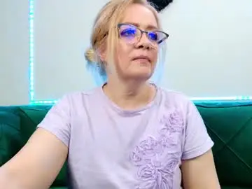 Ivanacharm  live sex cam