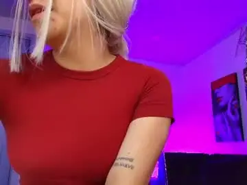 Kayilyn  live sex cam