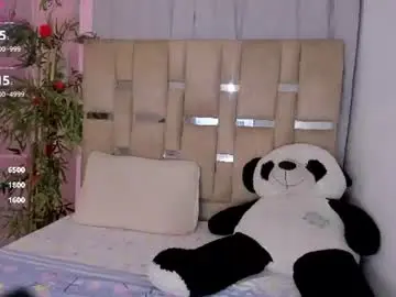 Miakit2  live sex cam