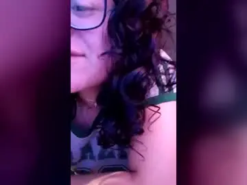 Mutedkitty  live sex cam