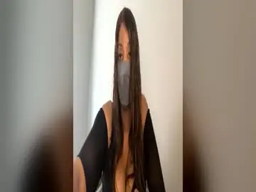Ninarivers69  live sex cam