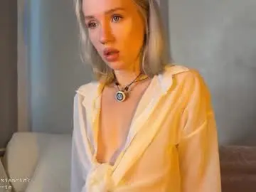 Pixieprick  live sex cam