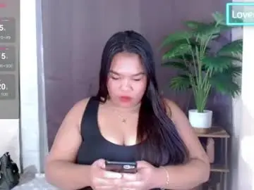 Slut_mama  live sex cam
