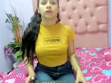 Veneciia  live sex cam