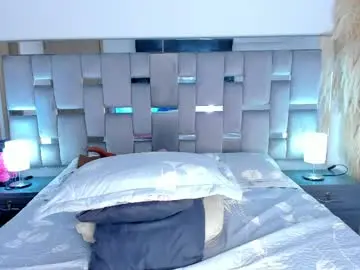 Cammiila  live sex cam